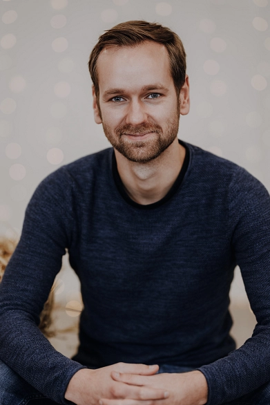 Kommissarische Schulleitung Hannes Geide Kommissarische Schulleitung Hannes Geide © Grundschule Stelingen