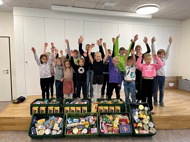 Spenden für die Tafel Spende © Grundschule Stelingen